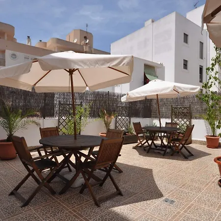 Hostal Residencia Europa Punico-2