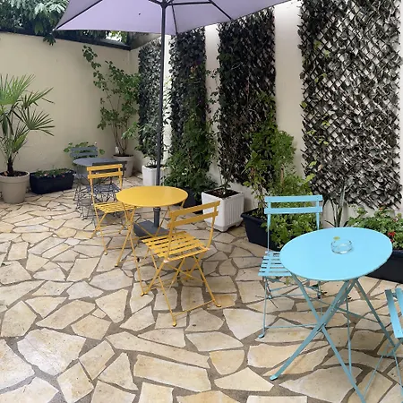 Hotel Lilas Gambetta-2
