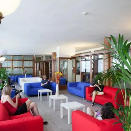 Auto Park Hotel-3
