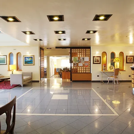 Hotel Cristallo di La Rosetta Srl-3