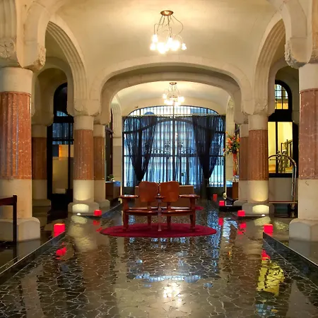 Hotel Casa Fuster G.L Monumento-2