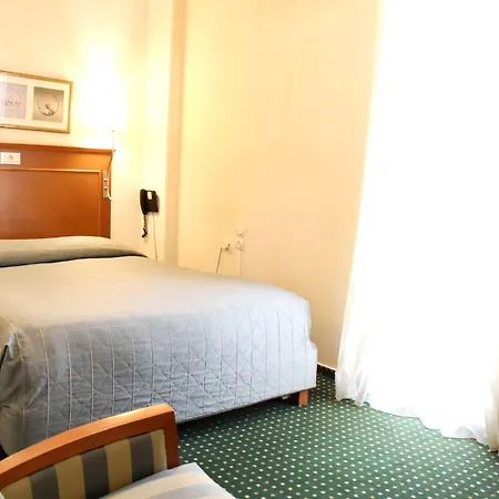 Adrian Hotel-2