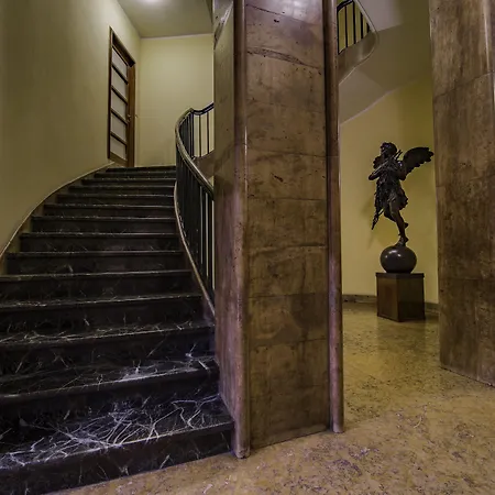 Luxury Rooms H 2000 Roma-2