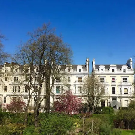Blue Bells Hotel-3