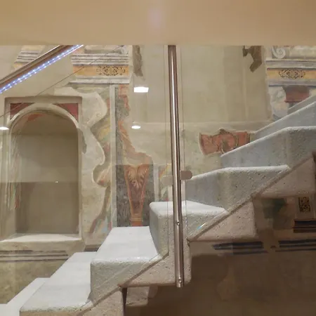 Palazzo Ai Capitani-2