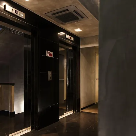Cosmopolitan Hotel-3