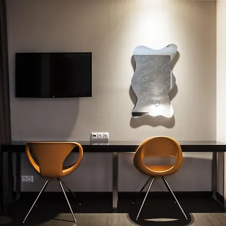 Amazon Hotel-2