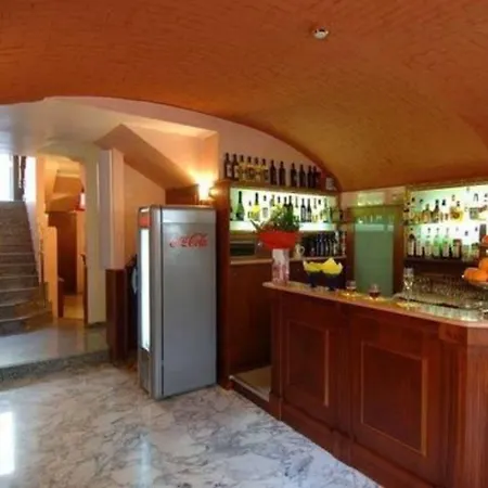Hotel Ideale-3