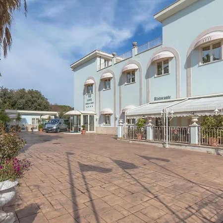 Hotel Borgo Del Mare-2