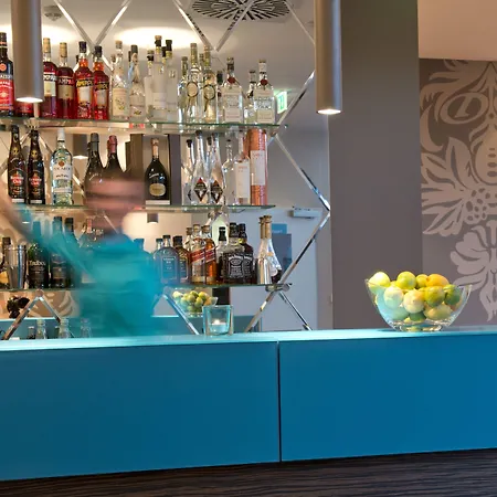 Motel One Muenchen-Westend-2