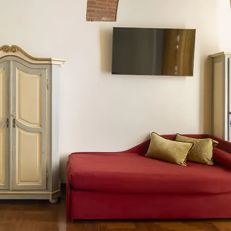 Residenza Della Signoria-2
