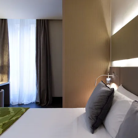 Quirinale Luxury Rooms-2