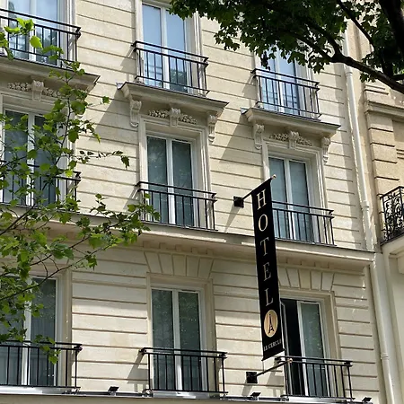Hotel Le Cercle Tour Eiffel-2
