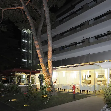 Hotel Rex-2