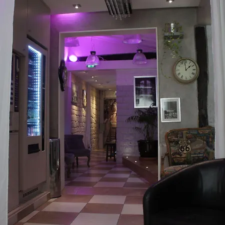 Hotel Nation Montmartre-3