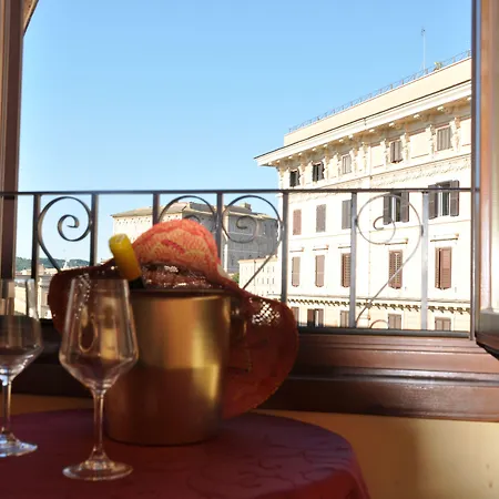 Le Suite Di Via Ottaviano - Suite In Rome B&B-3