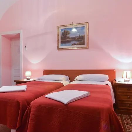 Trani B&T Rooms-3