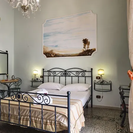B&B Art Suite Principe Umberto-3