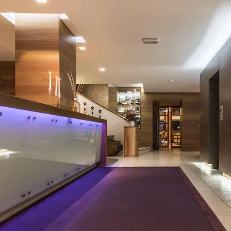Majestic Hotel-3