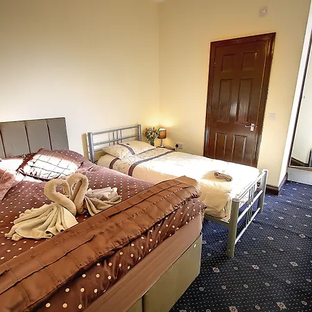 Beaconsfield Hotel-2