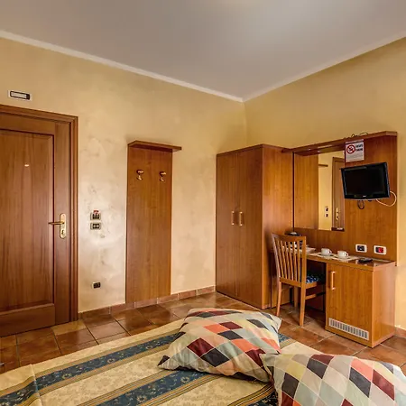Hotel Maryelen-3