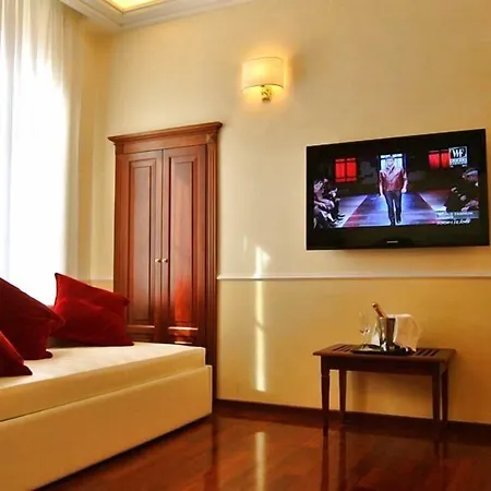 Luxury Ludovisi Rooms-2