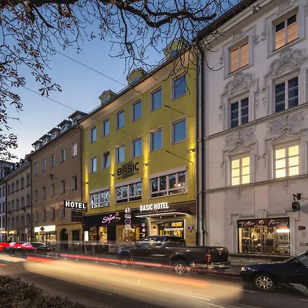 Basic Hotel Innsbruck-2