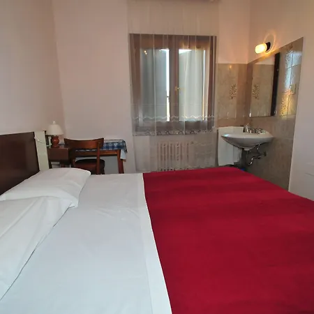 Locanda Sant'Anna Hotel-3