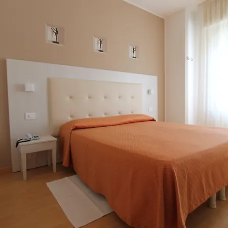 Hotel Escorial-3