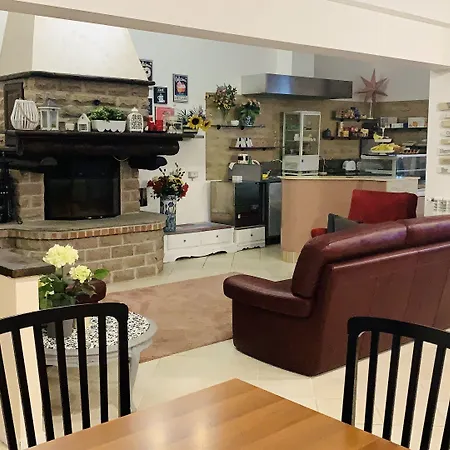 Al Casale Del Veio B&B-2