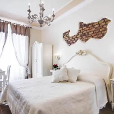 Lunaria Suites Rome Vaticano-3