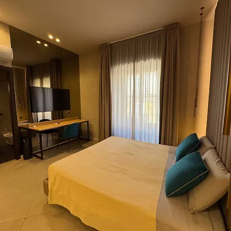 Tropicana Room-2