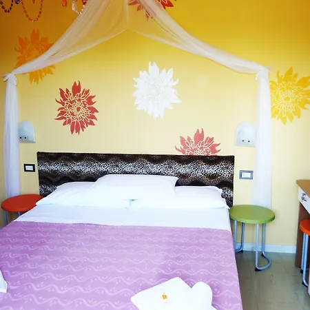 Riccione Beach Hotel - Enjoy your Summer - con parco acquatico incluso-2