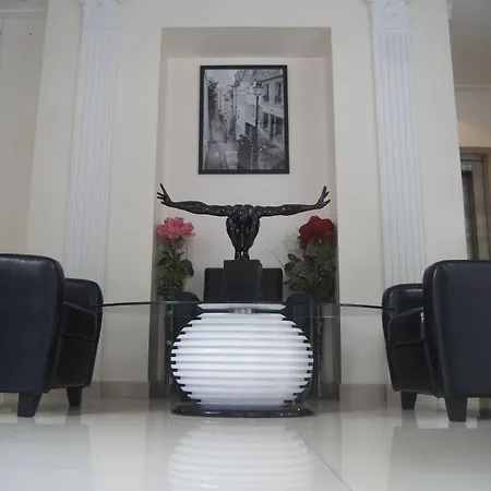 Hotel Regina Montmartre-2