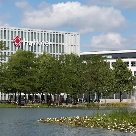 H4 Hotel Muenchen Messe-2