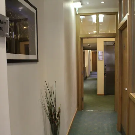 Regency Hotel Westend-2