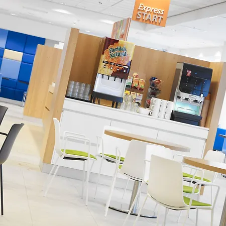 Holiday Inn Express Amsterdam Arena Towers By Ihg-3