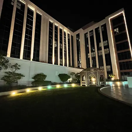 Hyatt Place Dubai Al Rigga-2