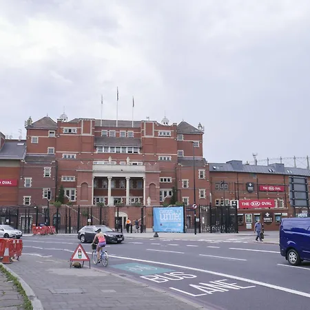 Maiden Oval-3