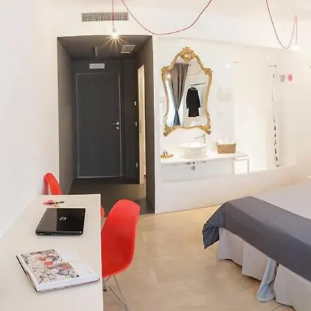 Boutique Rooms Trastevere-3