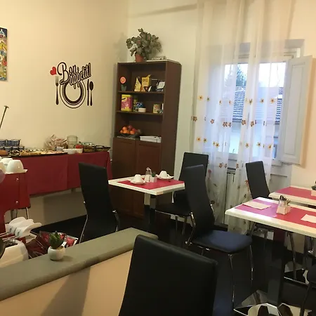 Mia Palace-2