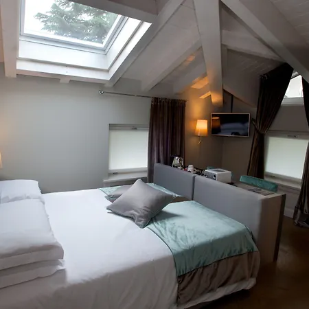 Fuori Porta House-3