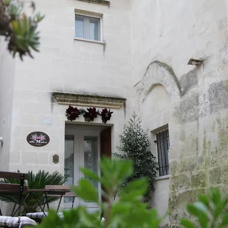 Le Malve Cave Retreat-3