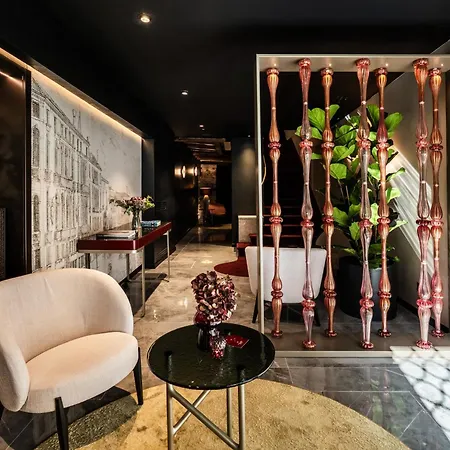 Palazzo Rota Luxury Apartments-3