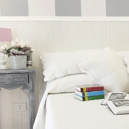 Lungomare Rooms & Charme-3