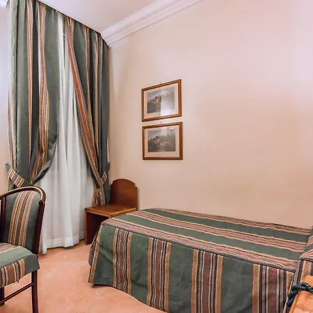 Raeli Hotel Floridia-2
