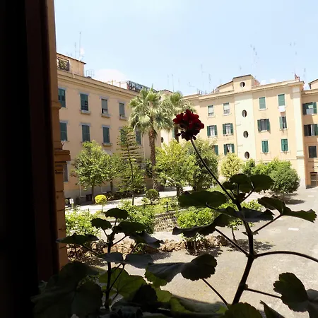 B&B Vaticano St Joseph-2