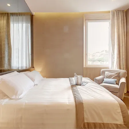 Sun Suite Luxury Pantheon-3