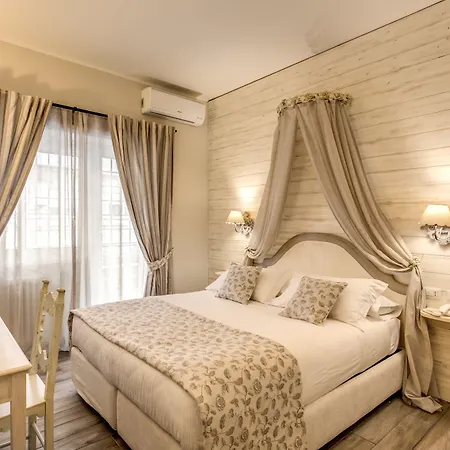 Casa Mia Vaticano Guest House-2
