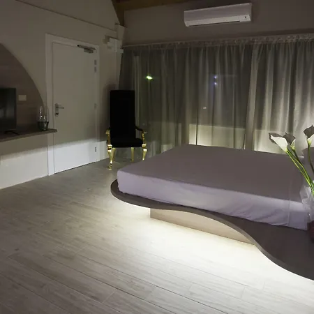 Hotel Seven Rooms-2